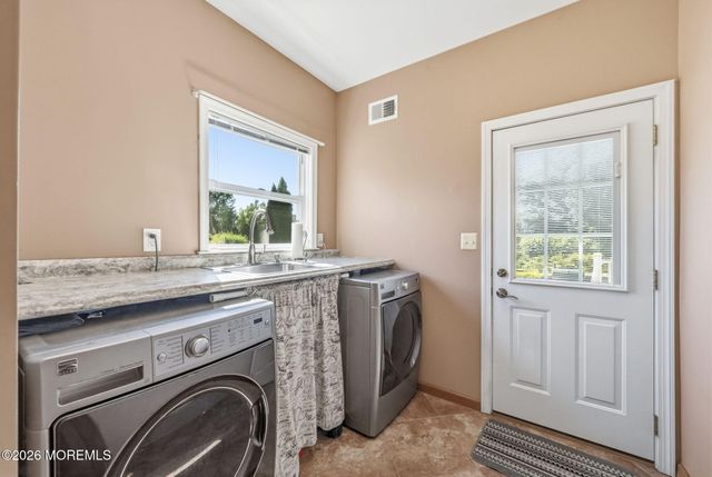 335 Hutchinson Drive, Freehold, NJ 07728