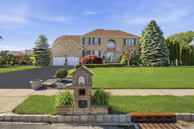 335 Hutchinson Drive, Freehold, NJ 07728