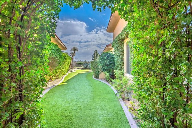 187 Kavenish Drive, Rancho Mirage, CA 92270