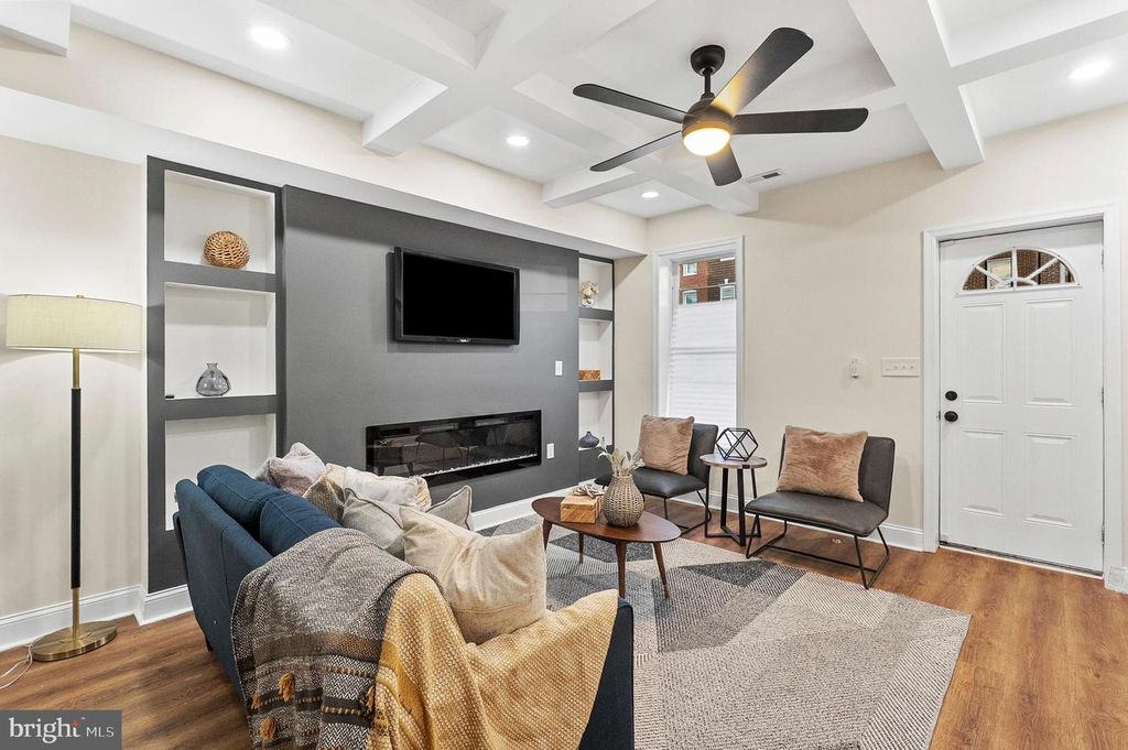 323 S STRICKER ST, Baltimore, MD 21223