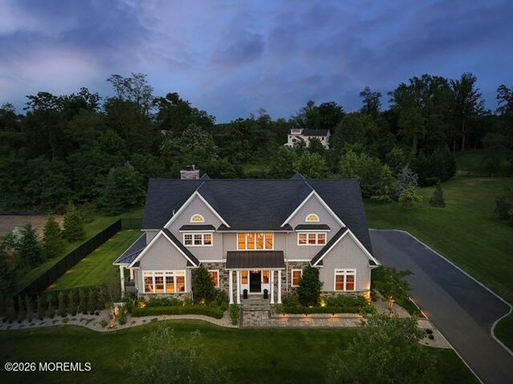 5 Buchhop Lane, Red Bank, NJ 07701