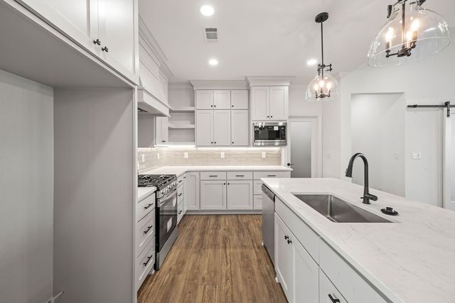 7833 Scenic Valley Avenue, Springdale, AR 72762