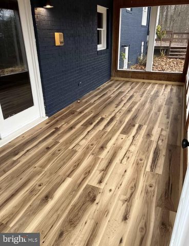 2280 PINE GROVE RD, Berkeley Springs, WV 25411