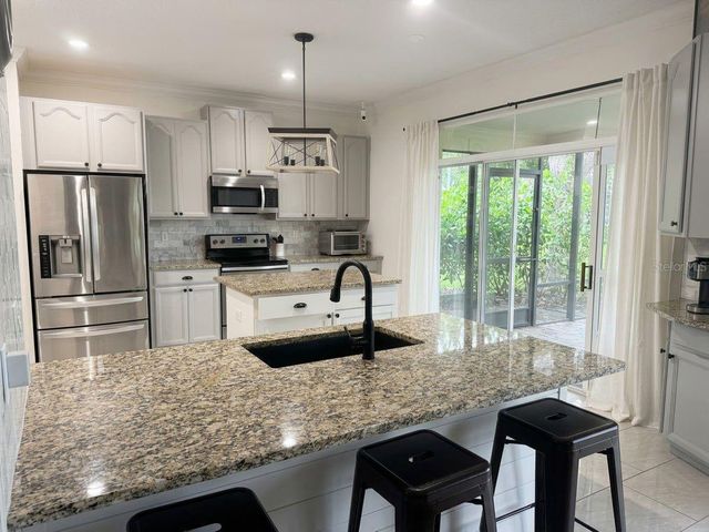 389 LAKEPARK TRAIL, Oviedo, FL 32765