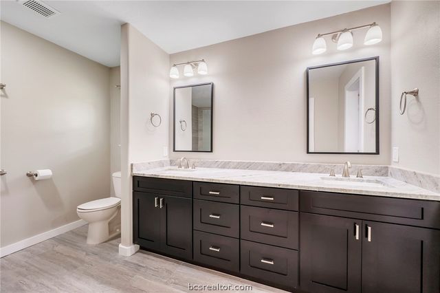 304 Dunn Street, Bryan, TX 77801