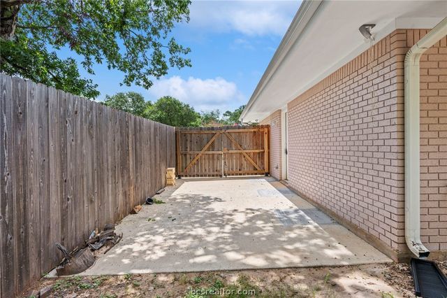 304 Dunn Street, Bryan, TX 77801