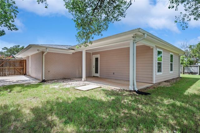 304 Dunn Street, Bryan, TX 77801