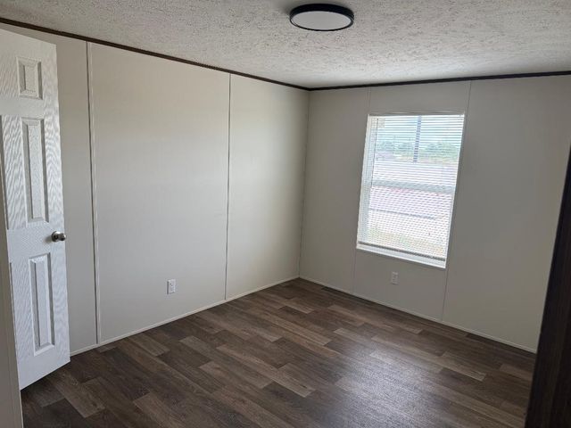 1630 Lytton Lane, Kaufman, TX 75142