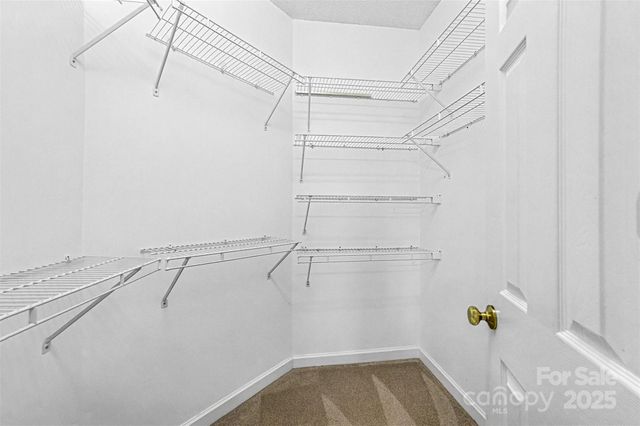 1915 Millbrook Lane, Matthews, NC 28104