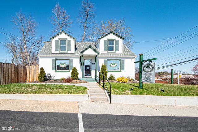 303 W 10TH ST, Front Royal, VA 22630