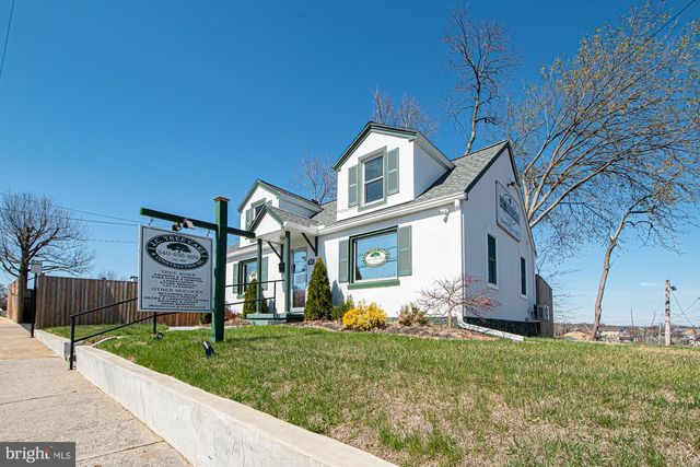 303 W 10TH ST, Front Royal, VA 22630