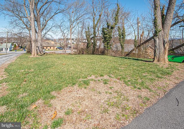 303 W 10TH ST, Front Royal, VA 22630