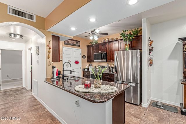 10136 E SOUTHERN Avenue 2102, Mesa, AZ 85209