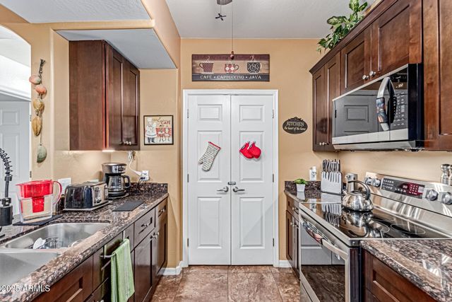 10136 E SOUTHERN Avenue 2102, Mesa, AZ 85209