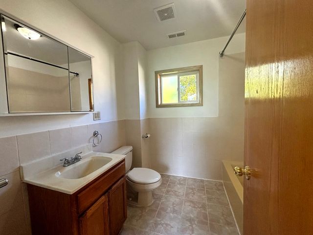 11710 S Halsted Street, Chicago, IL 60628