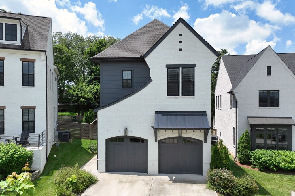 1945 Kimbark Dr # B, Nashville, TN 37215