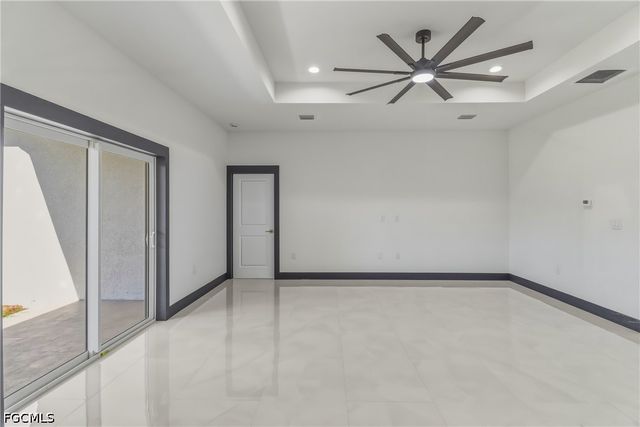 442 Mercedes CT, Lehigh Acres, FL 33972