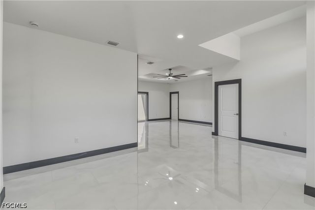 442 Mercedes CT, Lehigh Acres, FL 33972