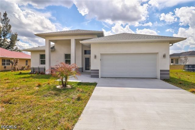 442 Mercedes CT, Lehigh Acres, FL 33972