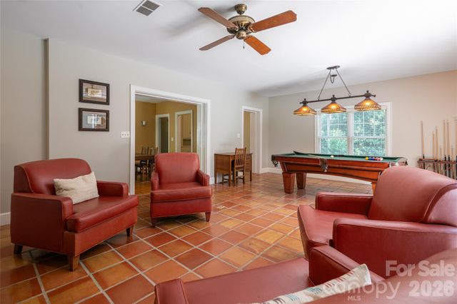 20 Buena Vista Road, Asheville, NC 28803
