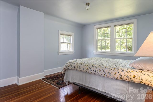 20 Buena Vista Road, Asheville, NC 28803