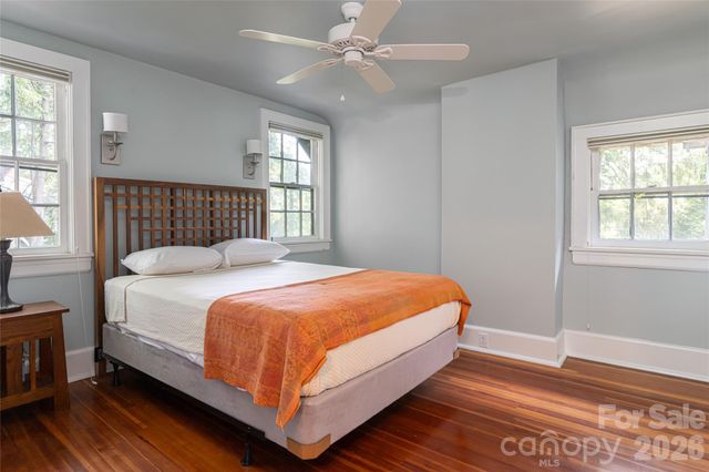 20 Buena Vista Road, Asheville, NC 28803