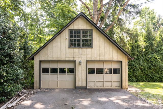 20 Buena Vista Road, Asheville, NC 28803