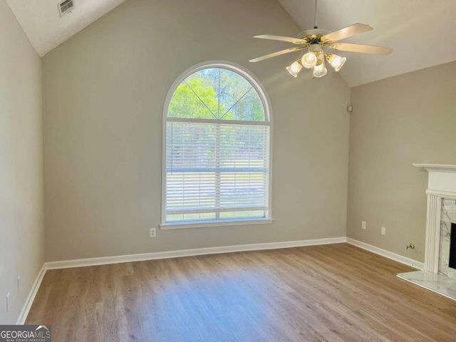 94 Malvern Hill, Sharpsburg, GA 30277