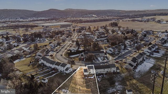 107 CHELMSFORD DR, Marietta, PA 17547