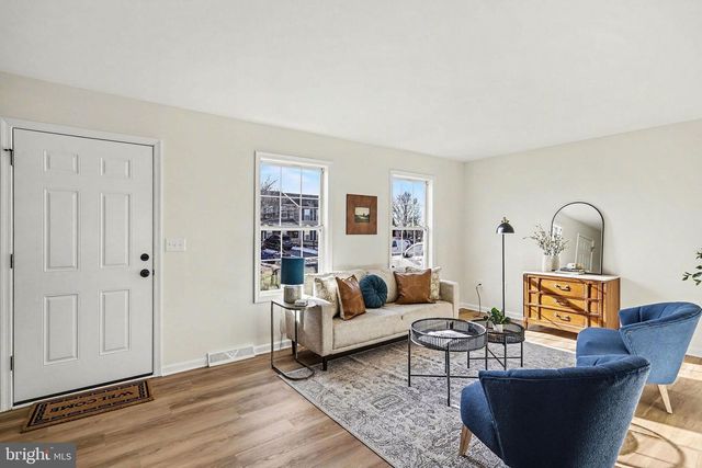 107 CHELMSFORD DR, Marietta, PA 17547