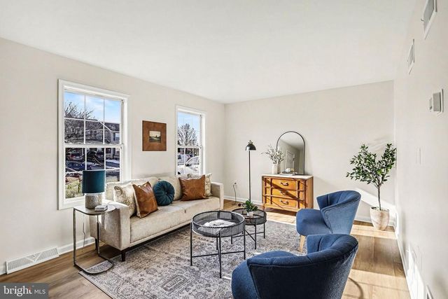 107 CHELMSFORD DR, Marietta, PA 17547