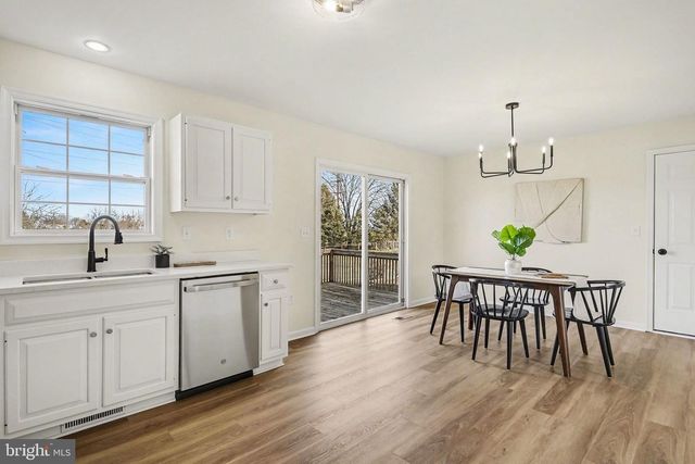 107 CHELMSFORD DR, Marietta, PA 17547