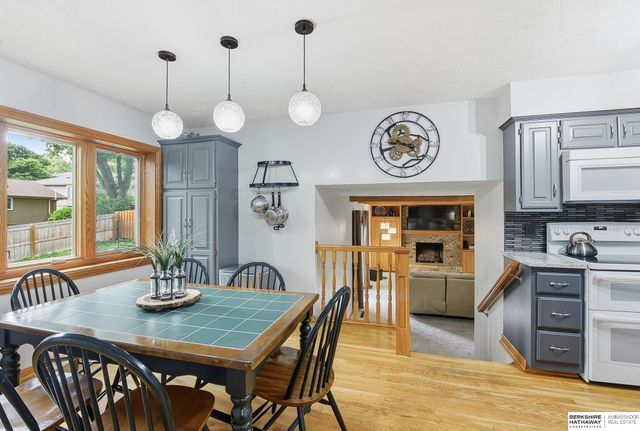 15020 Dorcas Circle, Omaha, NE 68144