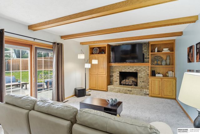 15020 Dorcas Circle, Omaha, NE 68144