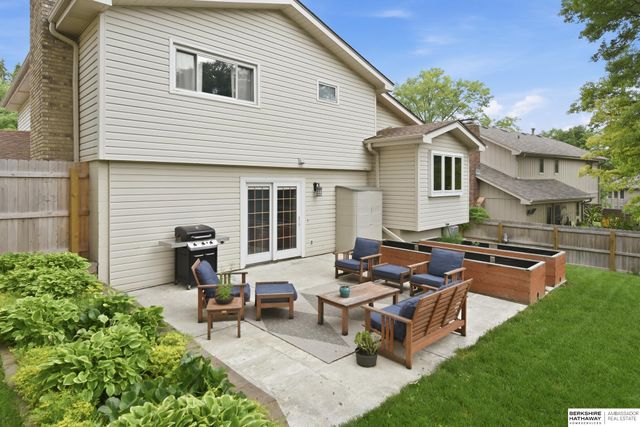 15020 Dorcas Circle, Omaha, NE 68144
