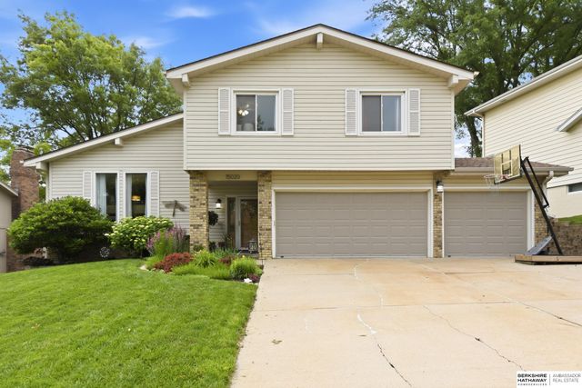 15020 Dorcas Circle, Omaha, NE 68144