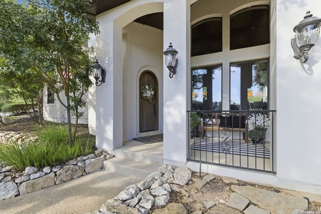 7805 Colonial Woods, Boerne, TX 78015