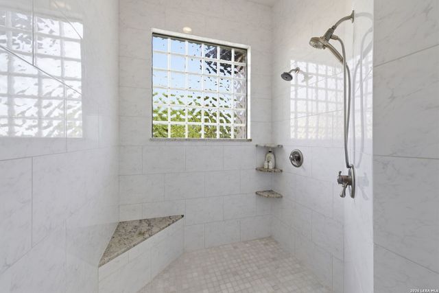 7805 Colonial Woods, Boerne, TX 78015