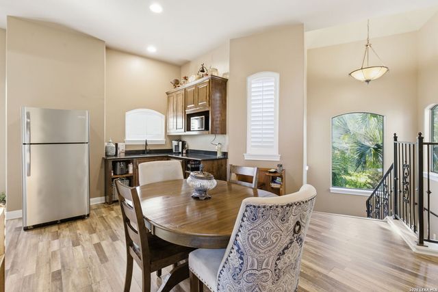 7805 Colonial Woods, Boerne, TX 78015
