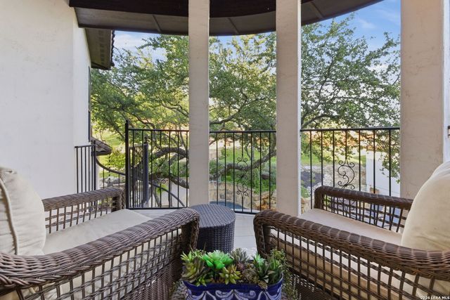 7805 Colonial Woods, Boerne, TX 78015