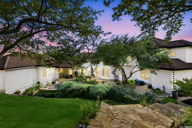 7805 Colonial Woods, Boerne, TX 78015