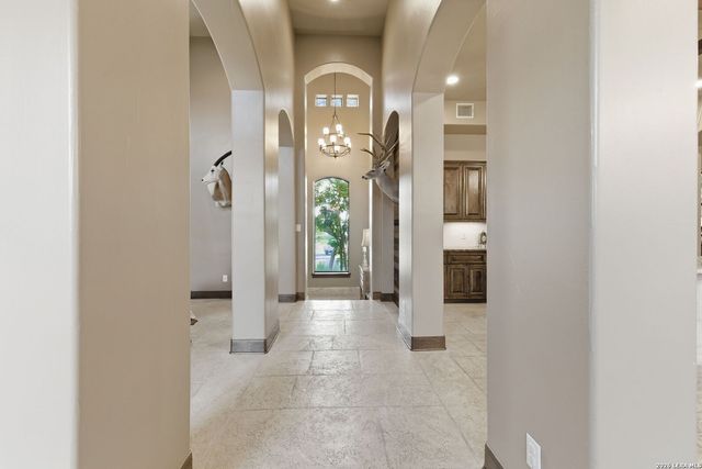 7805 Colonial Woods, Boerne, TX 78015