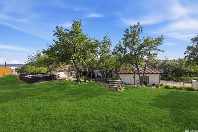 7805 Colonial Woods, Boerne, TX 78015