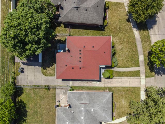 15241 Pearson Street, Oak Park City, MI 48237
