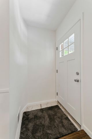 15241 Pearson Street, Oak Park City, MI 48237