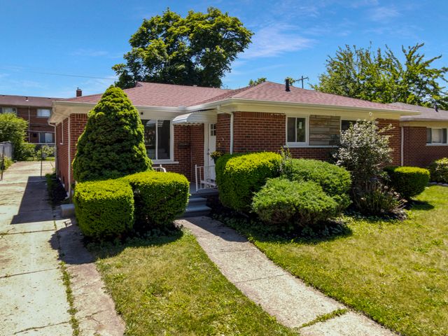 15241 Pearson Street, Oak Park City, MI 48237