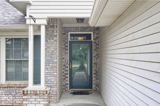1242 Magnolia Drive, Greenfield, IN 46140