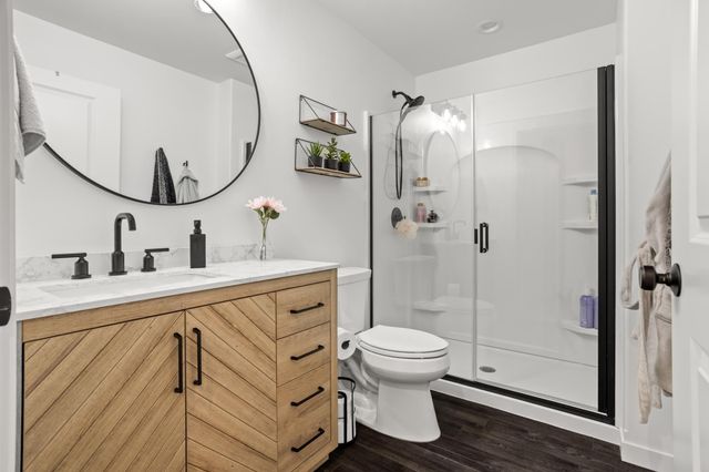 1038 Ashley Drive W, West Fargo, ND 58078