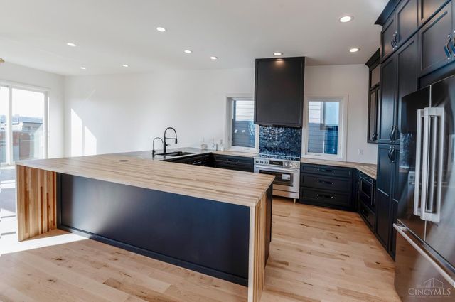 257 St Peters Street, Cincinnati, OH 45226