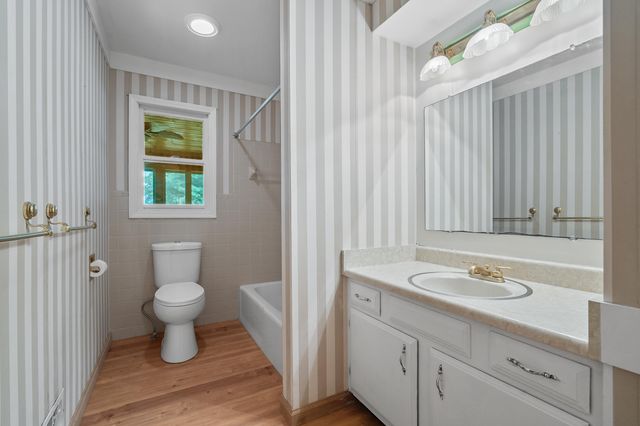 8218 N 37th Street, Ross Twp, MI 49083